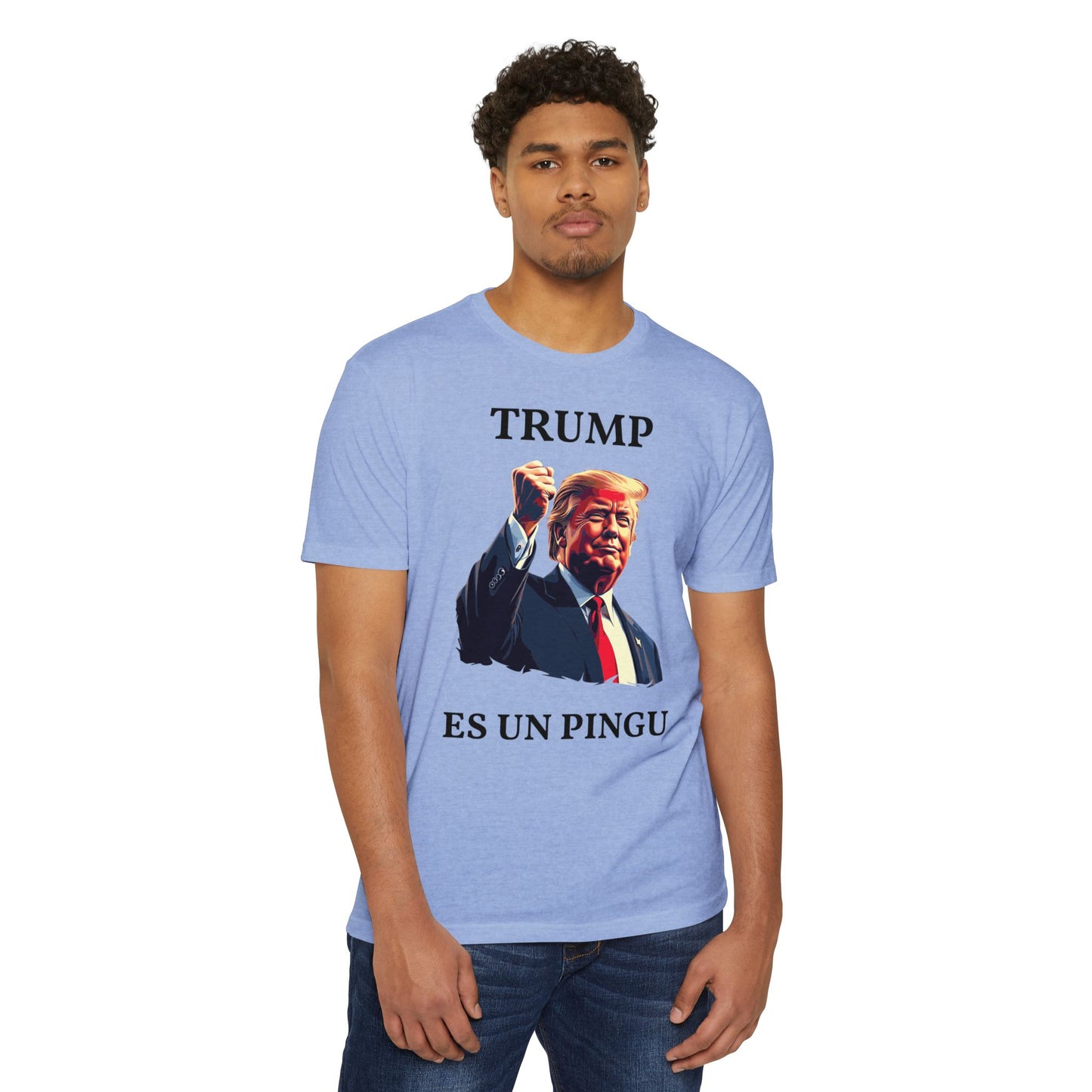 Trump es un Pingú Patriótica Camiseta