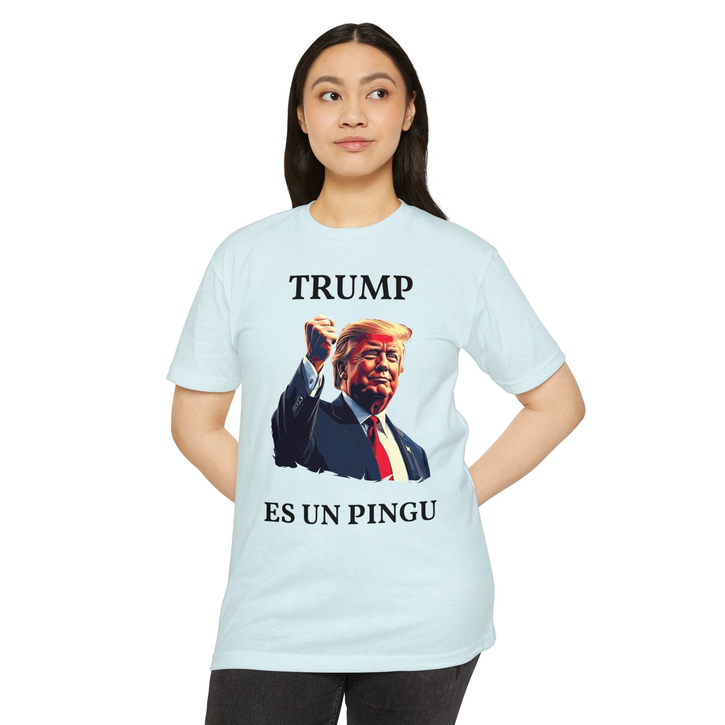 Trump es un Pingú Patriótica Camiseta