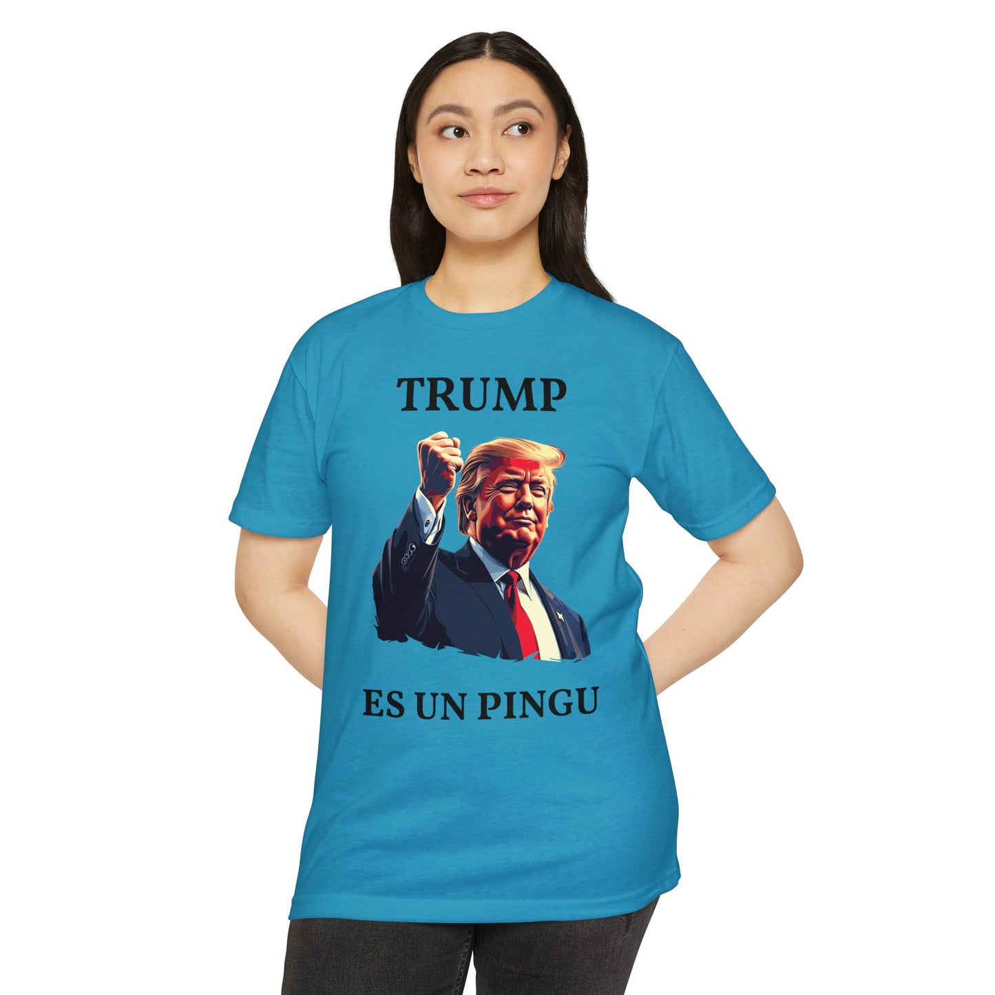 Trump es un Pingú Patriótica Camiseta