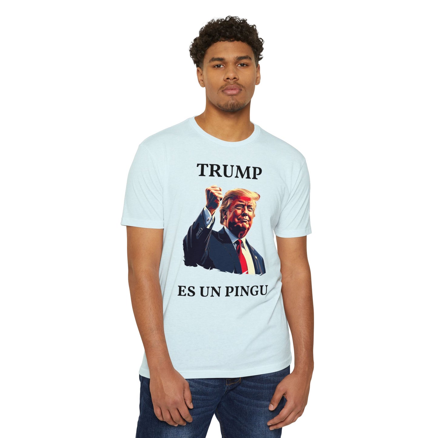 Trump es un Pingú Patriótica Camiseta