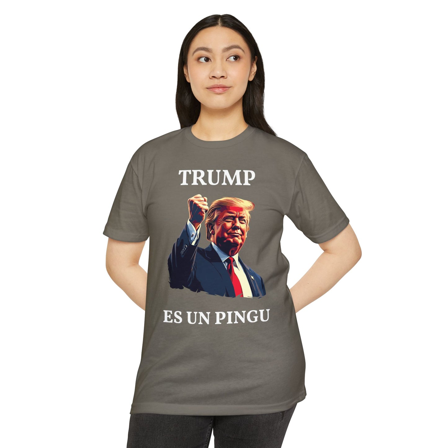 Trump es un Pingú Patriótica Camiseta