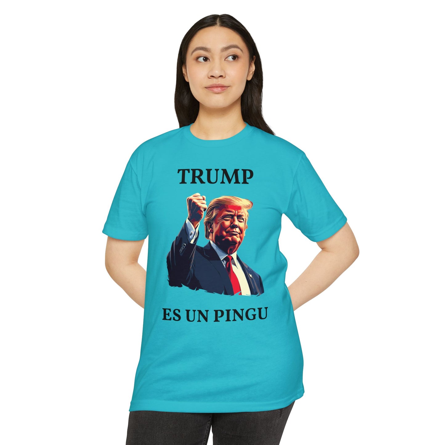 Trump es un Pingú Patriótica Camiseta